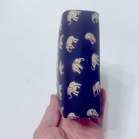 Jim Thompson Silk elephant mini bag - Picture 8 of 12